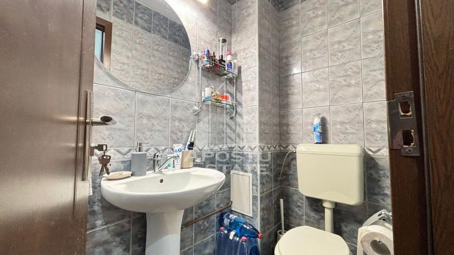 Apartament cu 3 camere decomandat în Soarelui