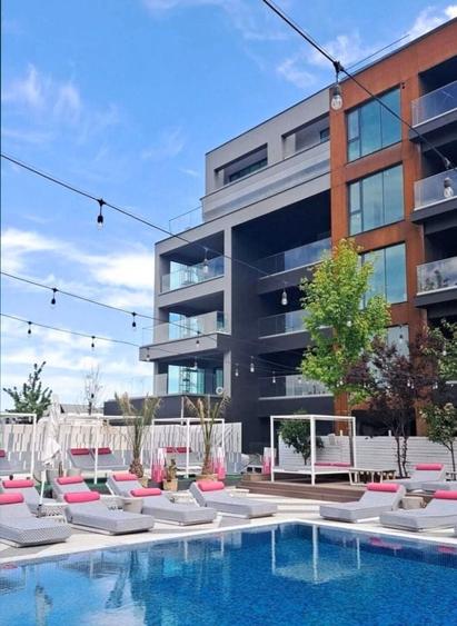 Apartament cu 3 camere decomandat, mobilat în Pipera