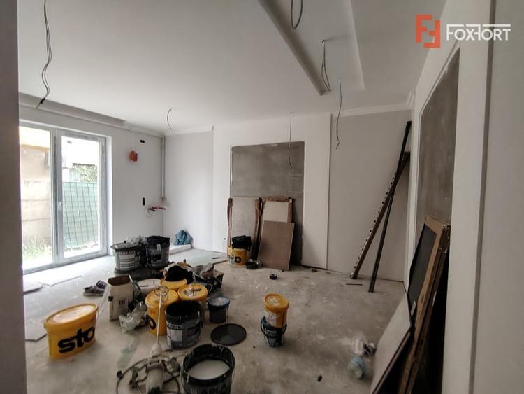 Apartament cu 2 camere decomandat în Giroc