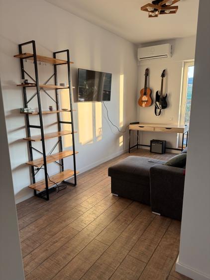 Inchiriez Apartament UNTOLD | 4 persoane | AC | Parcare - 2