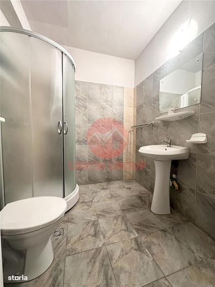 Spațiu comercial, de 450 mp, în Nord