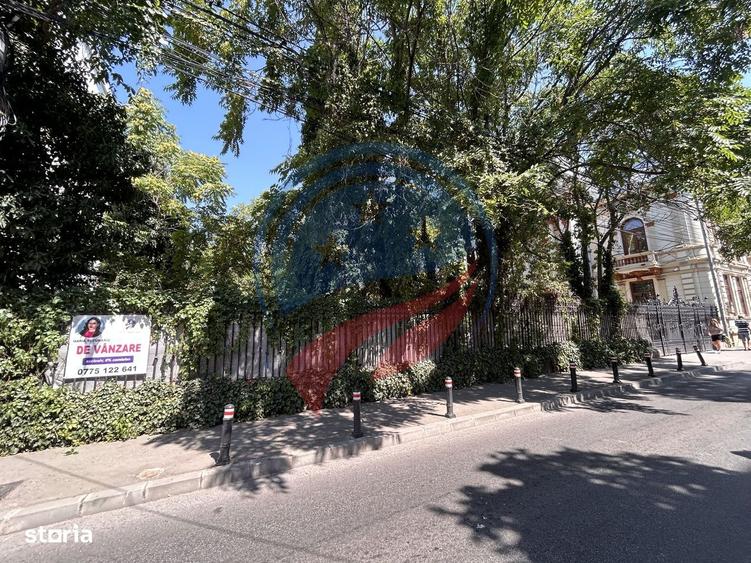 Spațiu comercial, în Central