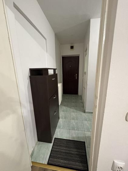 Garsonieră decomandată în Gruia