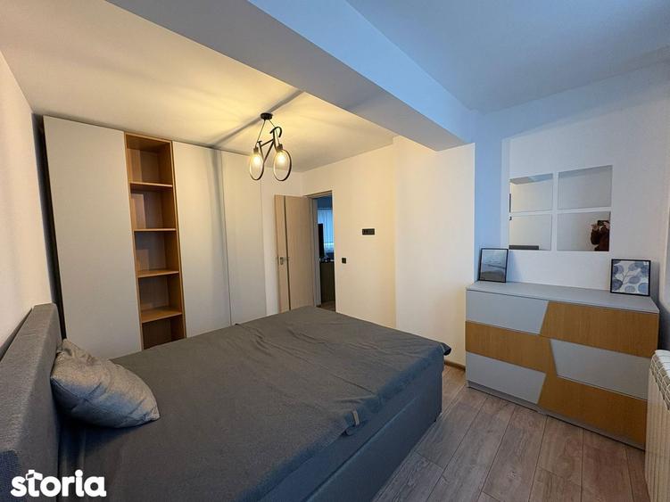 Apartament cu 3 camere decomandat, mobilat în Berceni