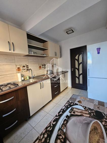 Apartament cu 3 camere decomandat, mobilat în Nord