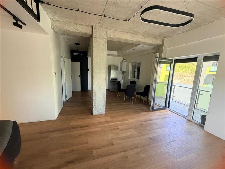 Apartament cu 3 camere decomandat, mobilat în Copou