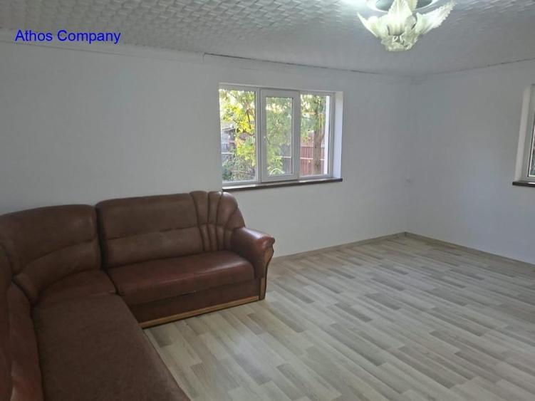 Casă individuală cu 2 camere cu Teren 386 Mp în Clinceni