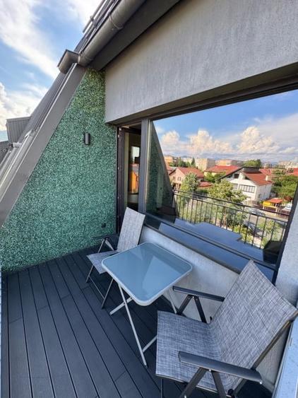 Apartament cu 2 camere decomandat, mobilat în Tractorul