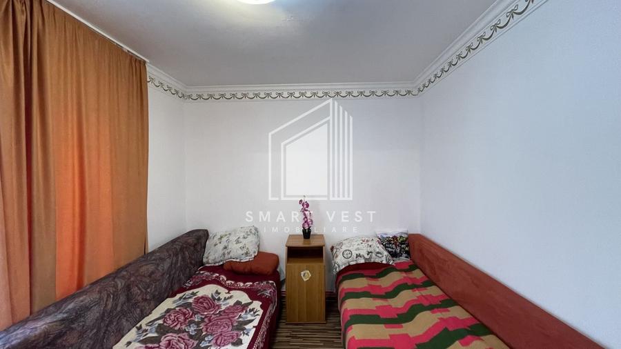 Apartament cu 2 camere semidecomandat, mobilat în Botizului