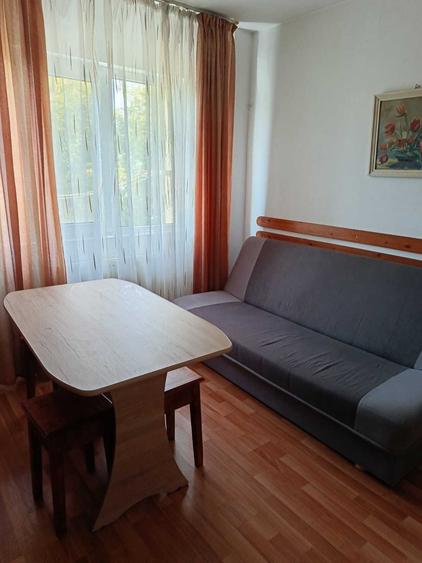 Apartament cu 2 camere decomandat în Păcii