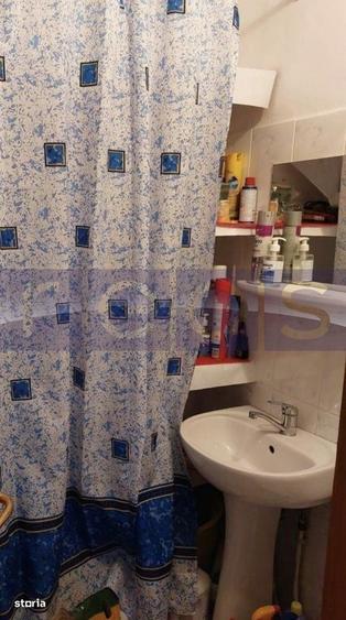 Apartament cu 3 camere decomandat, mobilat în Nerva Traian