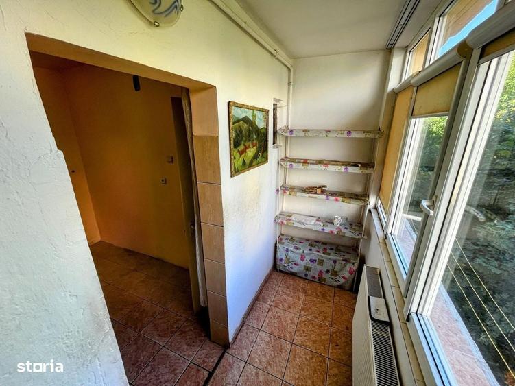 Apartament cu 2 camere decomandat în Vasile Aaron