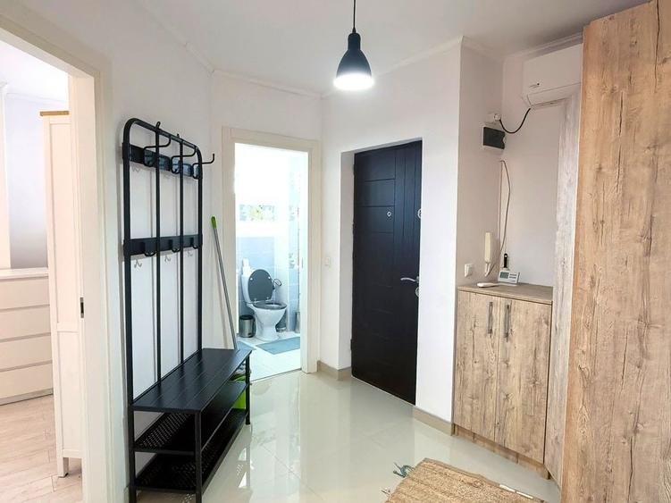 Apartament cu 2 camere decomandat în Titulescu