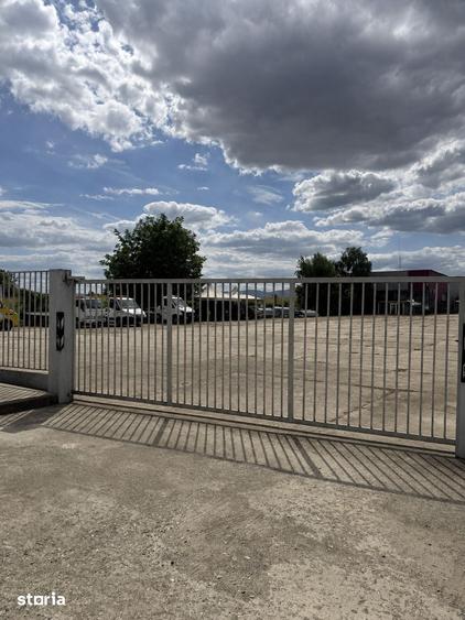 Spațiu comercial, de 933 mp, în Letea Veche