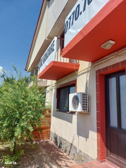 Casă cu 4 camere în Crevedia
