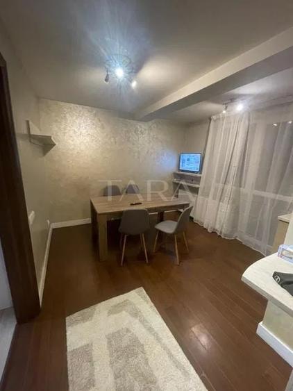 Apartament cu 3 camere decomandat, mobilat în Iris