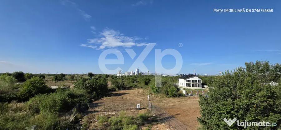 Apartament cu 2 camere semidecomandat, mobilat în Micro 12