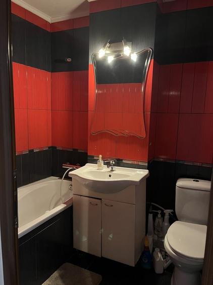 Apartament cu 2 camere semidecomandat în Țepeș Vodă