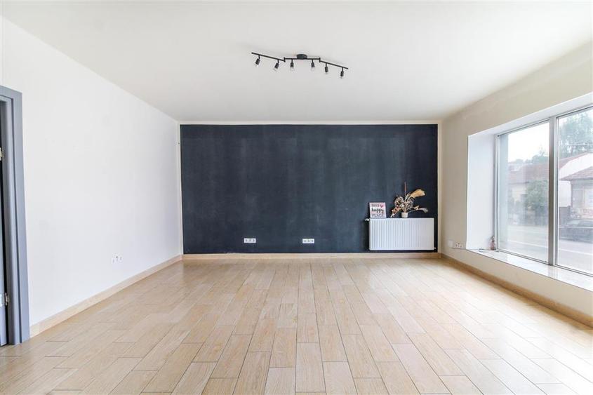Spațiu comercial, de 100 mp, în Mănăștur