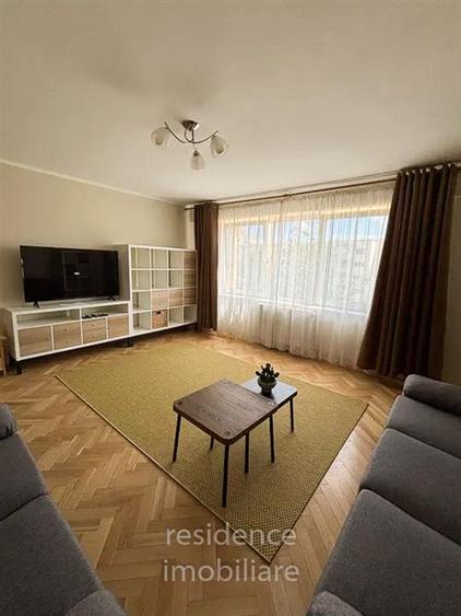 Apartament cu 3 camere decomandat, mobilat în Gheorgheni