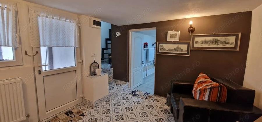 Casă cu 3 camere în Complex Studențesc