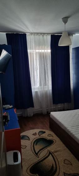 Apartament cu 2 camere decomandat în Micro 20