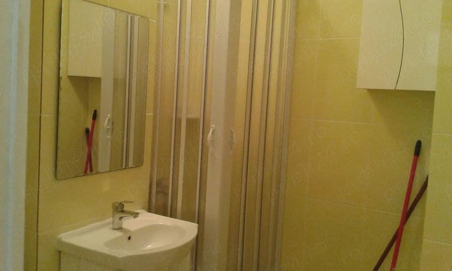 Garsonieră decomandată în Dristor