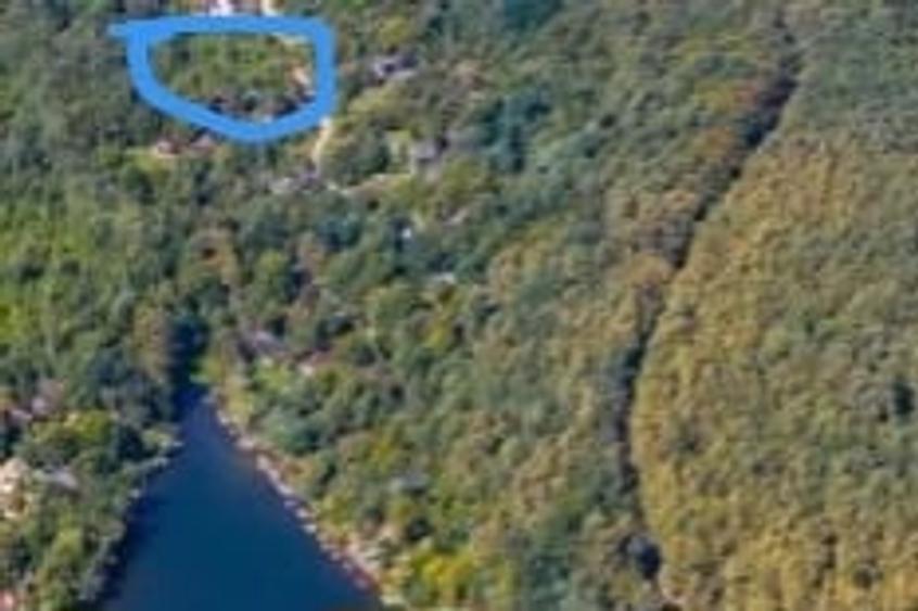 Teren de 476 mp, în Central