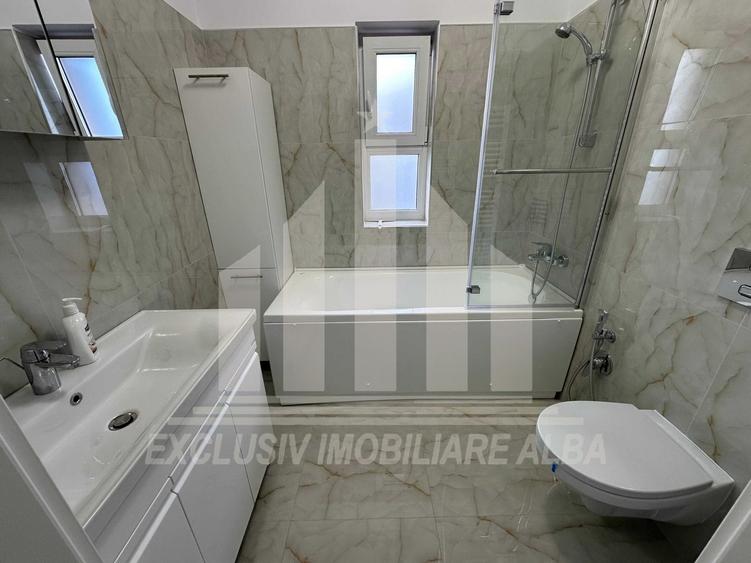 Casă cu 3 camere cu Canalizare în Cetate