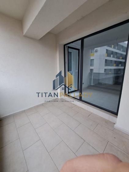 Apartament cu 3 camere decomandat în Theodor Pallady
