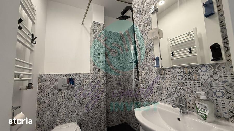 Apartament cu 4 camere semidecomandat, mobilat în Militari
