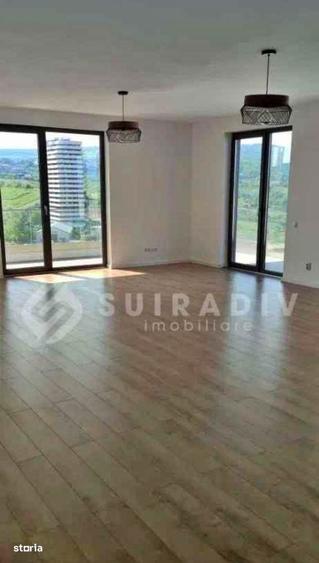 Apartament cu 4 camere decomandat în Zorilor