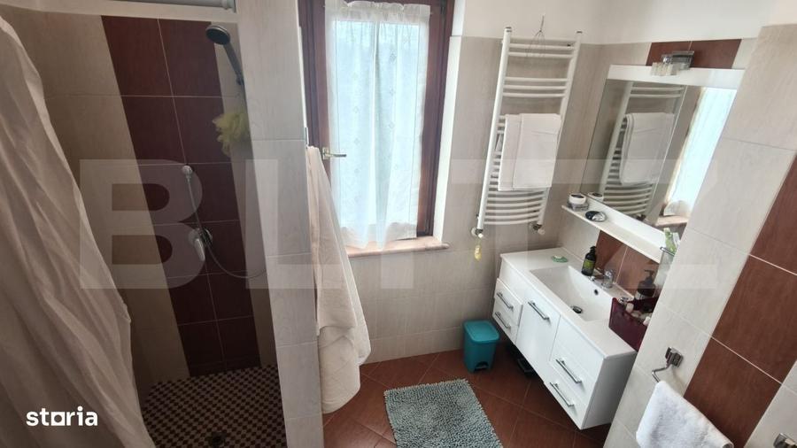 Casă cu 4 camere cu Teren 1000 Mp în Central