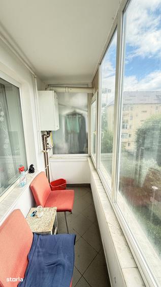 Apartament cu 4 camere în Săsar