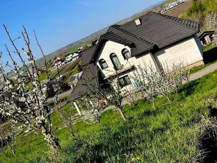 Casă cu 4 camere în Fălticeni