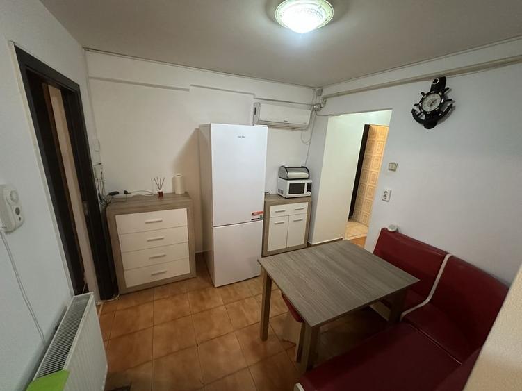 Apartament cu 2 camere decomandat în Lujerului