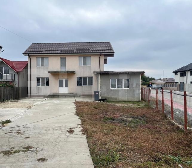 Casă individuală cu 6 camere cu Canalizare în Exterior Vest