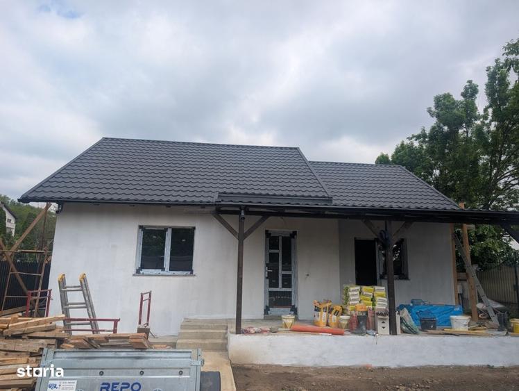 Casă cu 3 camere în Hemeiuș