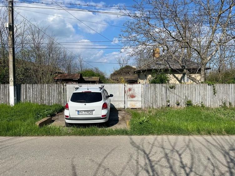Casă cu Teren 776 Mp în Boldești