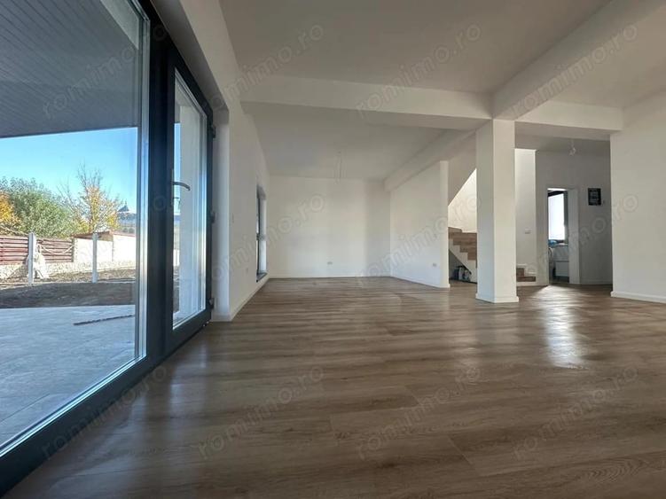 Casă cu Teren 402 Mp în Central