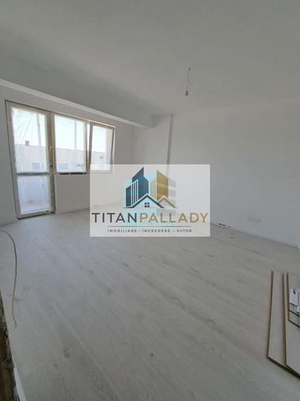 Apartament cu 3 camere în Theodor Pallady