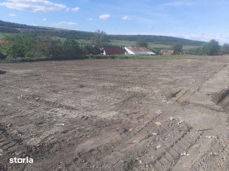 Teren de 1382 mp, în Dăbâca