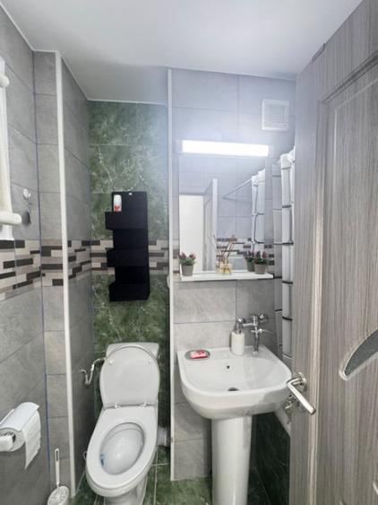 Apartament 3 camere de vanzare in Tomis Nord complet r - 8