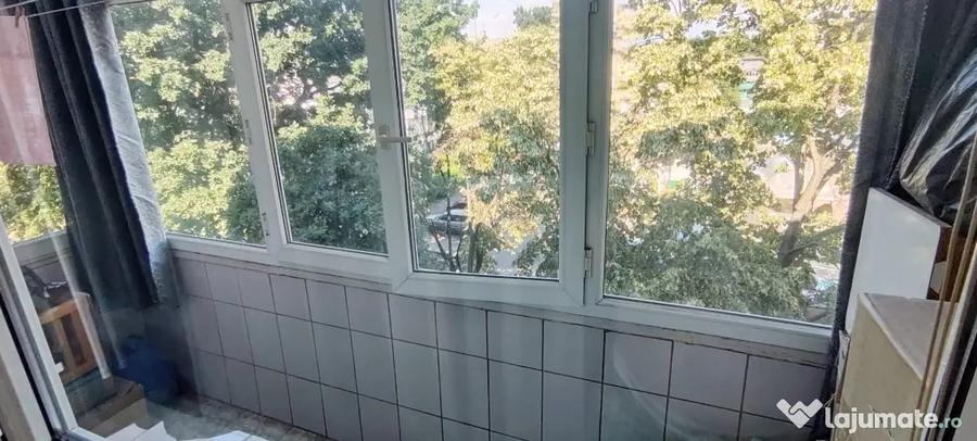 Apartament cu 2 camere decomandat în Est