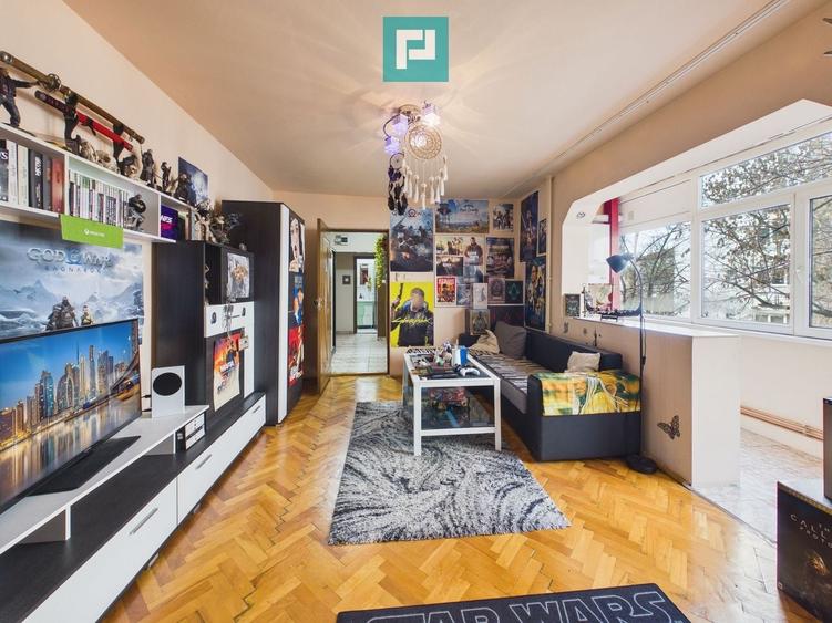 Apartament cu 3 camere nedecomandat, mobilat în Circumvalațiunii