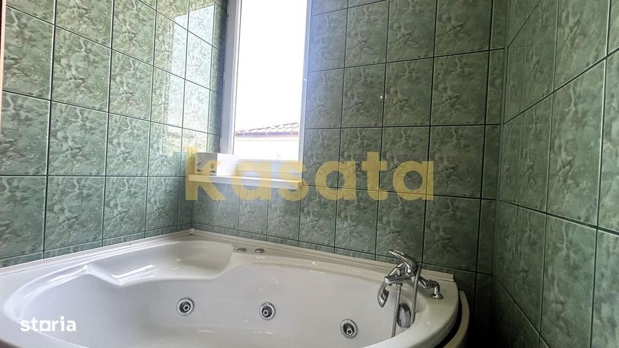 Apartament cu 3 camere, mobilat în Casin