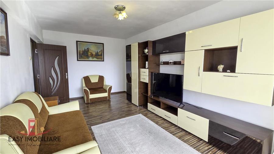 Apartament cu 2 camere decomandat, mobilat în Tudor