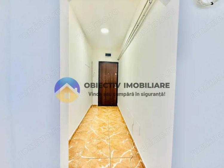 Apartament cu 3 camere decomandat în Est