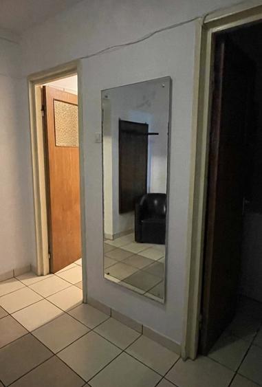 Garsonieră decomandată în Obor