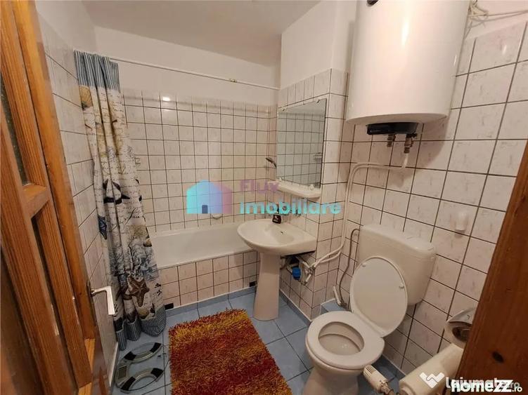 Apartament cu 3 camere decomandat în Obcini